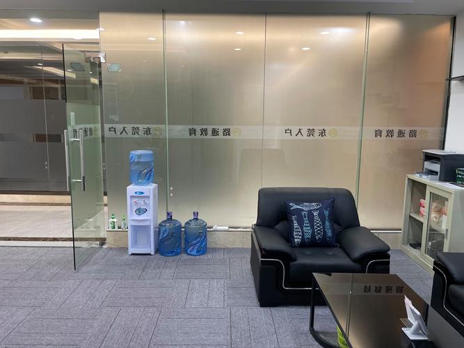 教育咨询与信息技术服务的融合之路